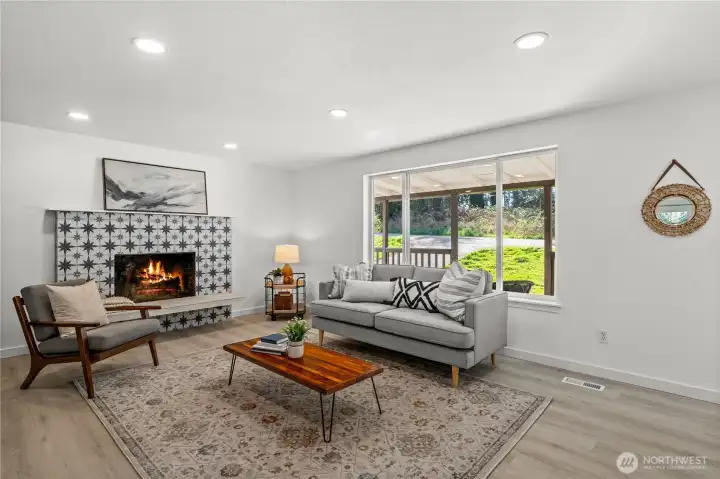 Living Room  12615 68th Av Ct E, Puyallup, WA 98373-8821