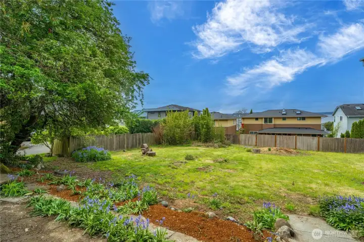 Oversized lot has the potential to be subdivided, or build an ADU or keep it as a large yard