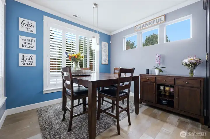 Light and bright dining area.