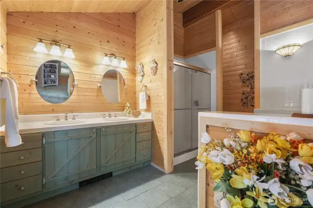 Primary En Suite