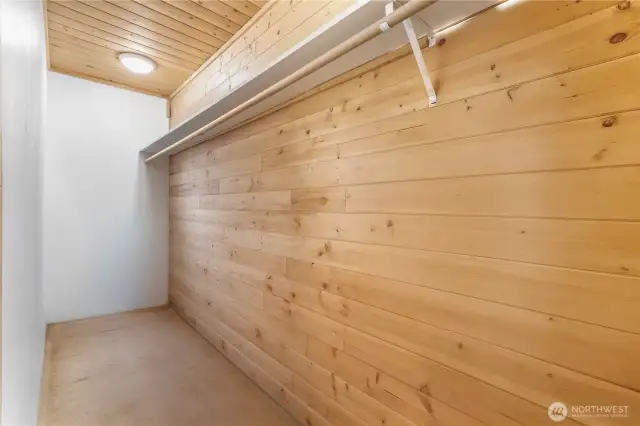 Primary Walk in Closet