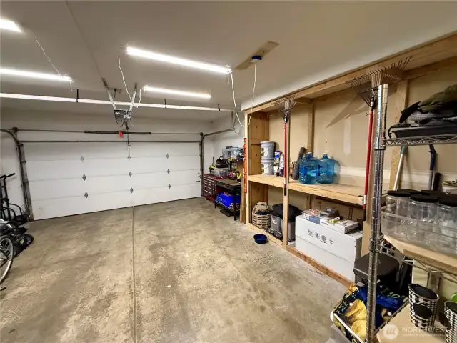 Another view of the garage.