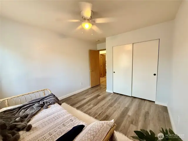 Another view of the other guest bedroom.  (bedroom 2 of 3)