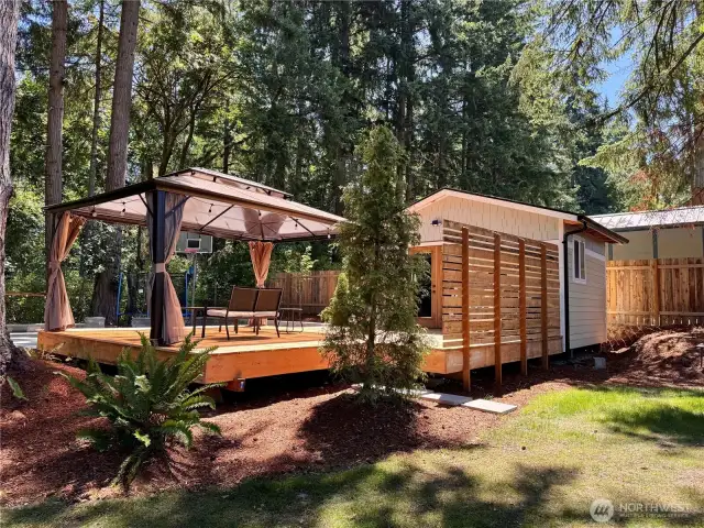 This is the summer entertaining spot.