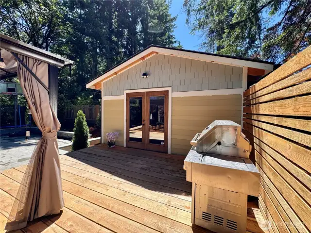 Custom built tiny home/ or office or storage shed. It does have a bathroom.