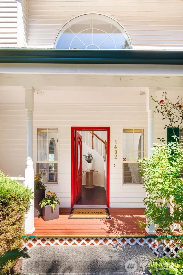 Etched front door leads to an impressive, open entry. This home is perched on a coveted dead end street in the West Beverly Hills addition.
