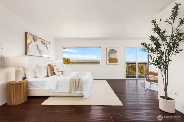 Picture window to take in the impressive views of the Valley. Mountains by day, twinkling lights by night.