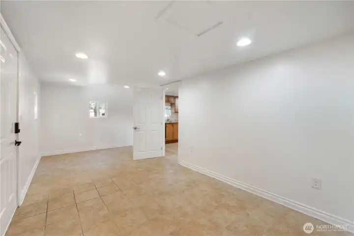 Detached Garage