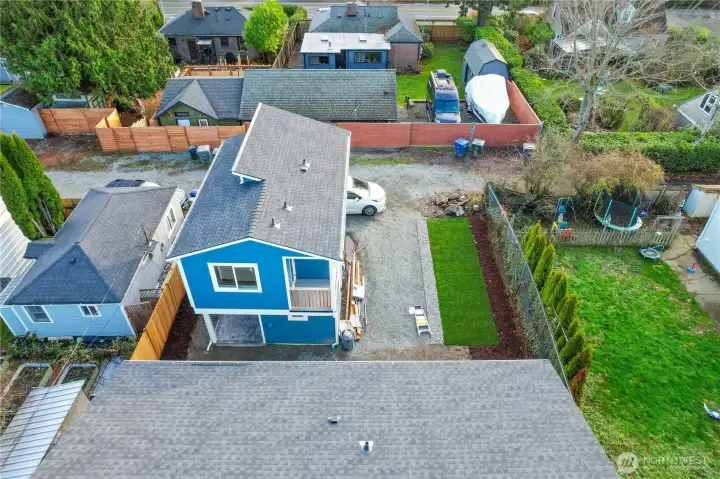 Private Driveway and entry and can upgrade drioveway and fencing prior to clsoing for additon cost