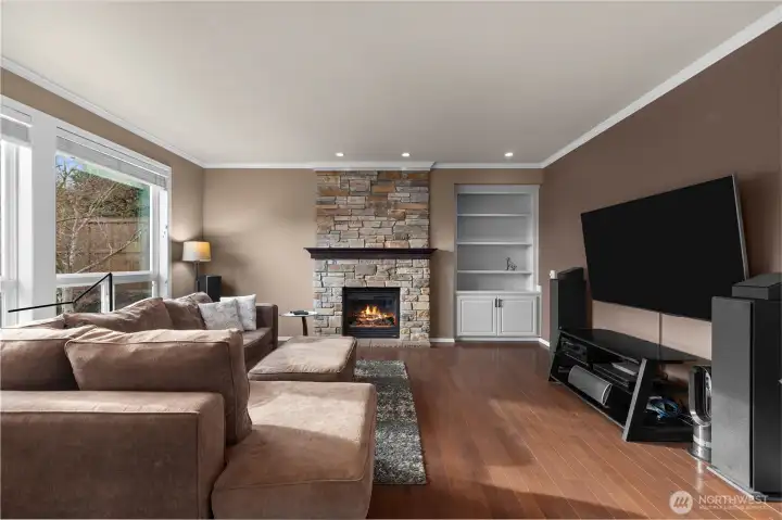 Cozy Great Room next to Kitchen