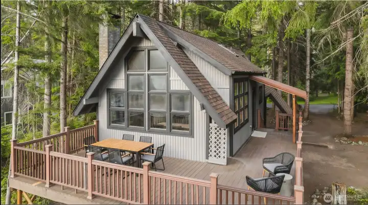 Virtually staged with Ai