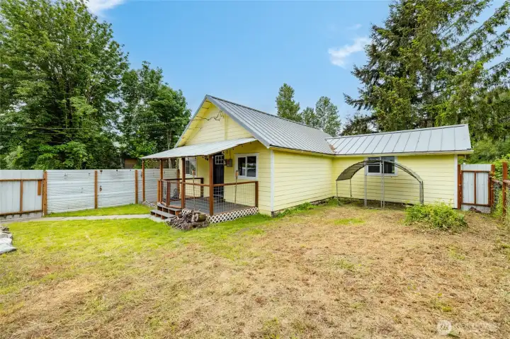 Front yard fully fenced