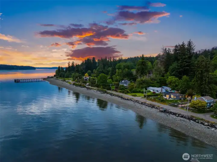 Sited to capture all day-sun and views this home is on a large .66 acre lot. Sited to capture all day-sun and views this home is on a large .66 acre lot.