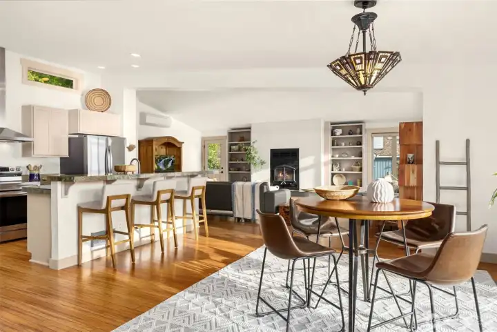 The home is just shy of 2,000 sf and is all on one level. The open-concept design with vaulted ceilings and clerestory windows makes it feel larger and naturally brings in light and views. The home is just shy of 2,000 sf and is all on one level. The open-concept design with vaulted ceilings and clerestory windows makes it feel larger and naturally brings in light and views.