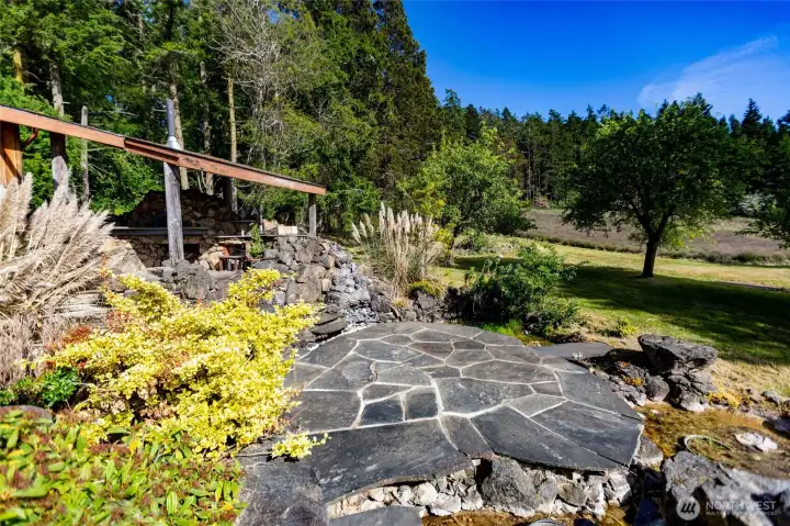 Outdoor seating off kitchen for entertaining