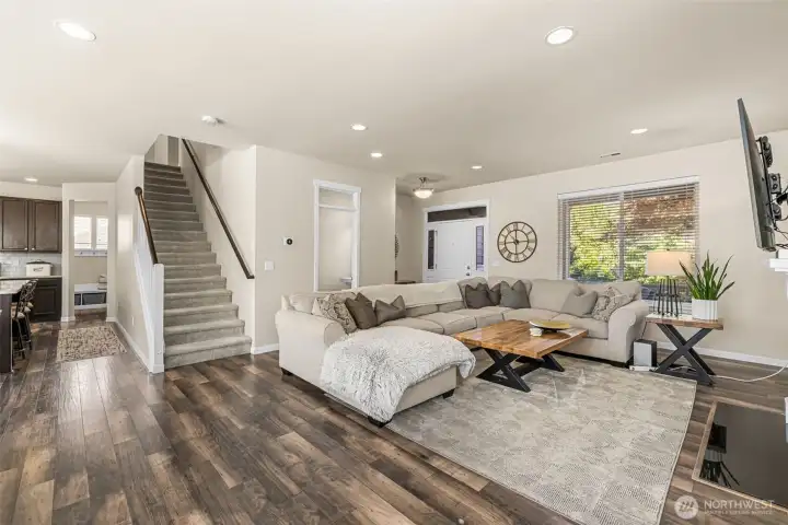 Large living room Large living room