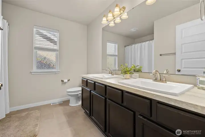 Main bath op with 2 sinks Main bath op with 2 sinks