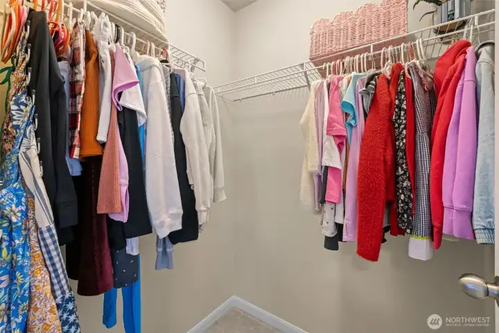 2nd bedroom closet 2nd bedroom closet