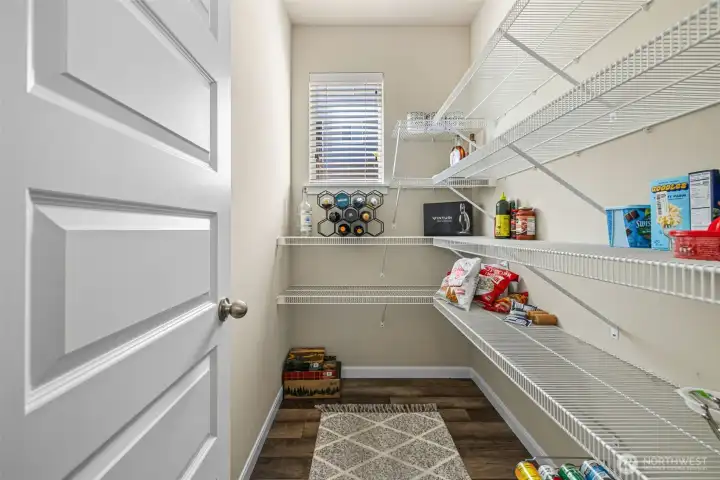 Walk in pantry Walk in pantry