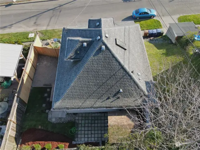 Arial view of the roof, clean and well maintained