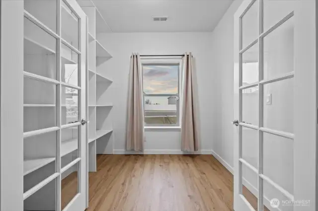 Den/Office