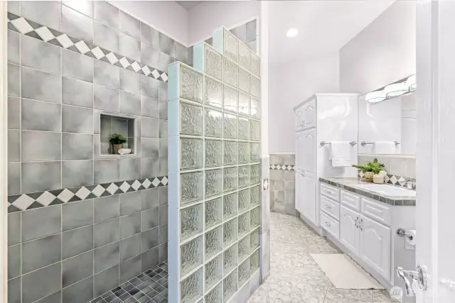 Custom glass block walls for the oversized walk in shower