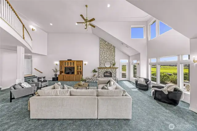 Over sized Living Room with vaulted ceilings