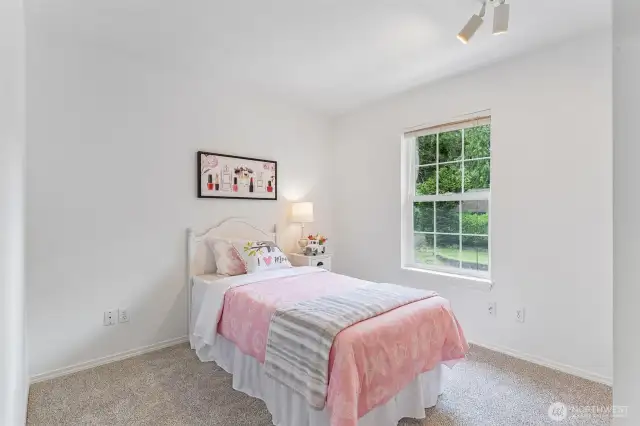 Additional bedroom 1