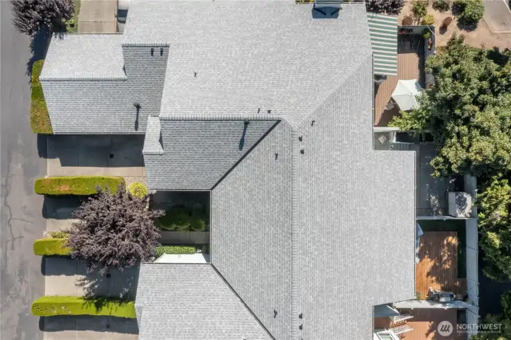 Overhead shot...note new roof