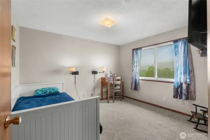 guest bedroom 2nd level