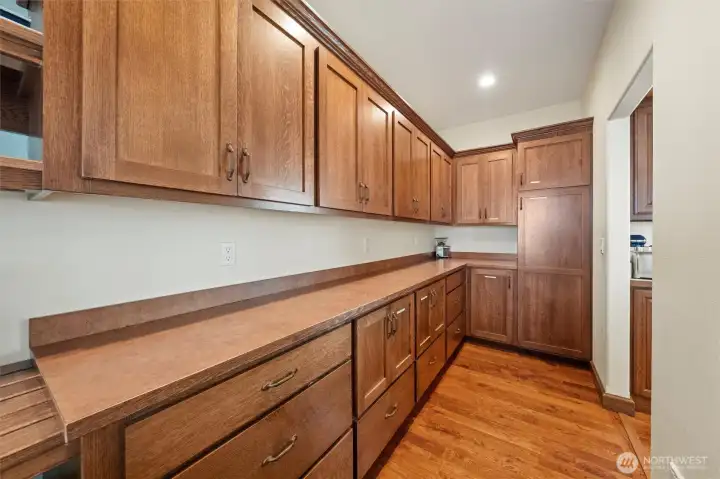 Butler pantry