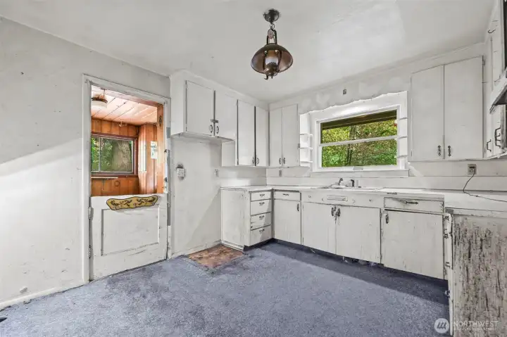 So many ideas for a kitchen makeover!