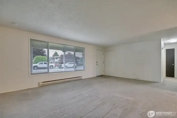 3203 Living Room-Photo was taken when vacant