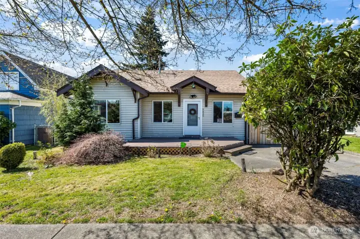 Classic Tacoma home sitting on a generous 6000 sqft lot with many updates completed in the last 9 years.