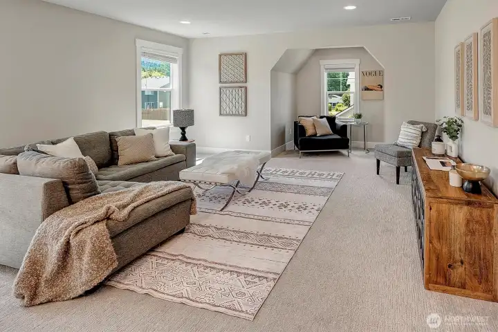 Bonus / flex room on the upper level