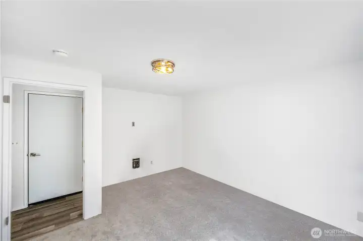 Downstairs Bedroom 4