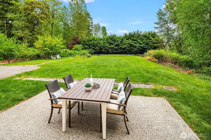 Gorgeous patio setting perfect for entertaining.
