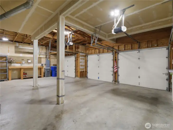 An expansive three-car garage offers exceptional space for vehicles, storage, hobbies, or a workshop, providing the flexibility to accommodate a variety of lifestyle needs. An expansive three-car garage offers exceptional space for vehicles, storage, hobbies, or a workshop, providing the flexibility to accommodate a variety of lifestyle needs.