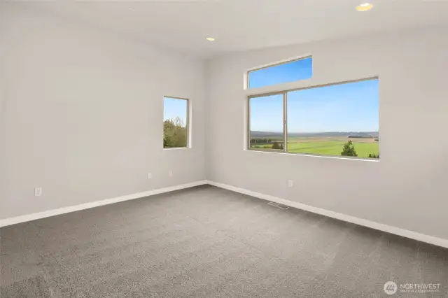 Interior finishes may vary. See site agent for details.