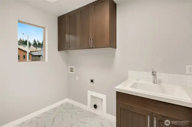 Interior finishes may vary. See site agent for details.