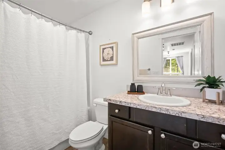 Additional bathroom-upstairs
