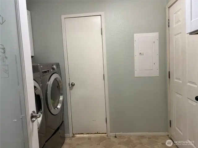 There is a back door in the laundry room as well, so you can treat it like a mud room, plus a pass through door to the primary bathroom.