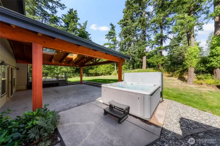 Hot tub