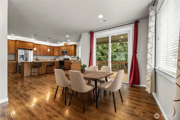 Virtually staged dining area