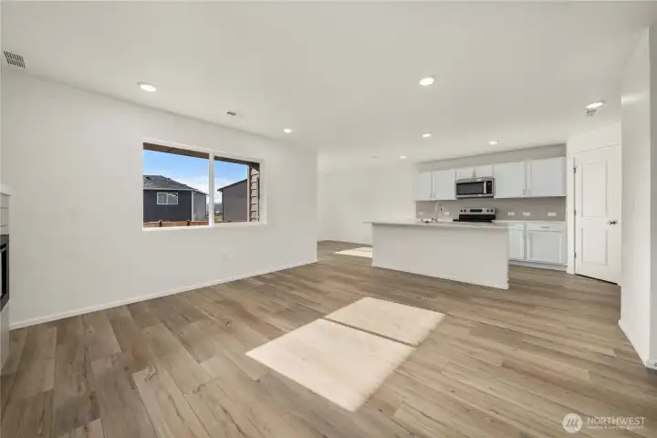 DISCLAIMER:PHOTOS ARE INFORMATIONAL PURPOSES ONLY. Photos are from another Sutherland in community, options, upgrades, colors, and/or other features may vary