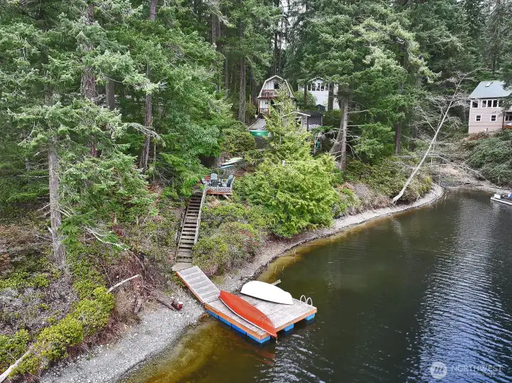 Easy access to the waterfront.