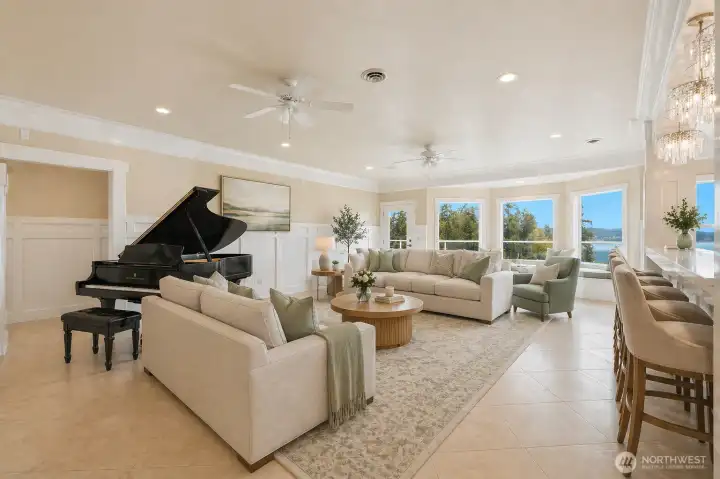 VIRTUALLY STAGED: Both inviting and stunning!