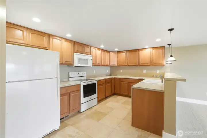 Lower floor full kitchen, a real treat for any guest