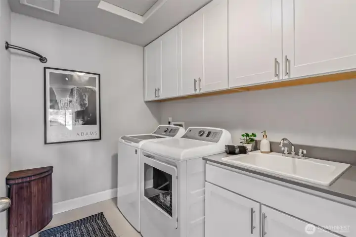 Upper Laundry Room