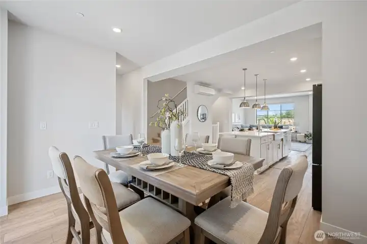 Spacious and elegant area perfect for gathering. Spacious and elegant area perfect for gathering.